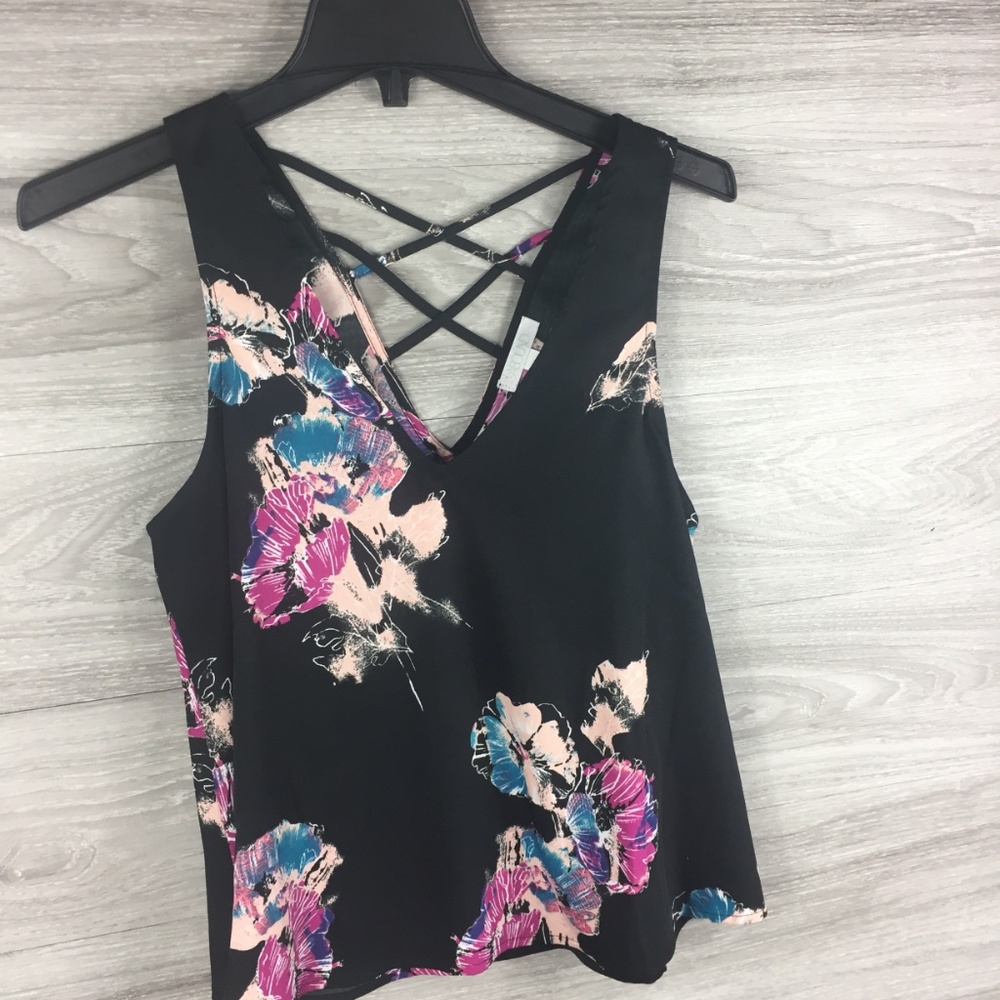 Abound Crisscross Floral Tank Top - Picture 4 of 6